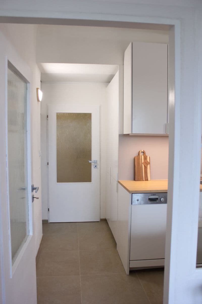 Prenájom bytu 1-izbový 33 m², Skřivanova, Brno, Jihomoravský kraj Prenájom bytu 1-izbový 33 m², Skřivanova, Brno, Jihomoravský kraj