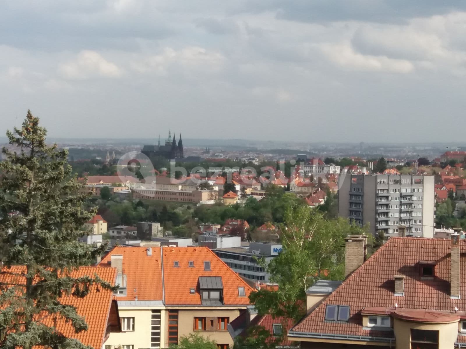 Prenájom bytu 3-izbový 85 m², Vostrovská, Praha, Praha Prenájom bytu 3-izbový 85 m², Vostrovská, Praha, Praha
