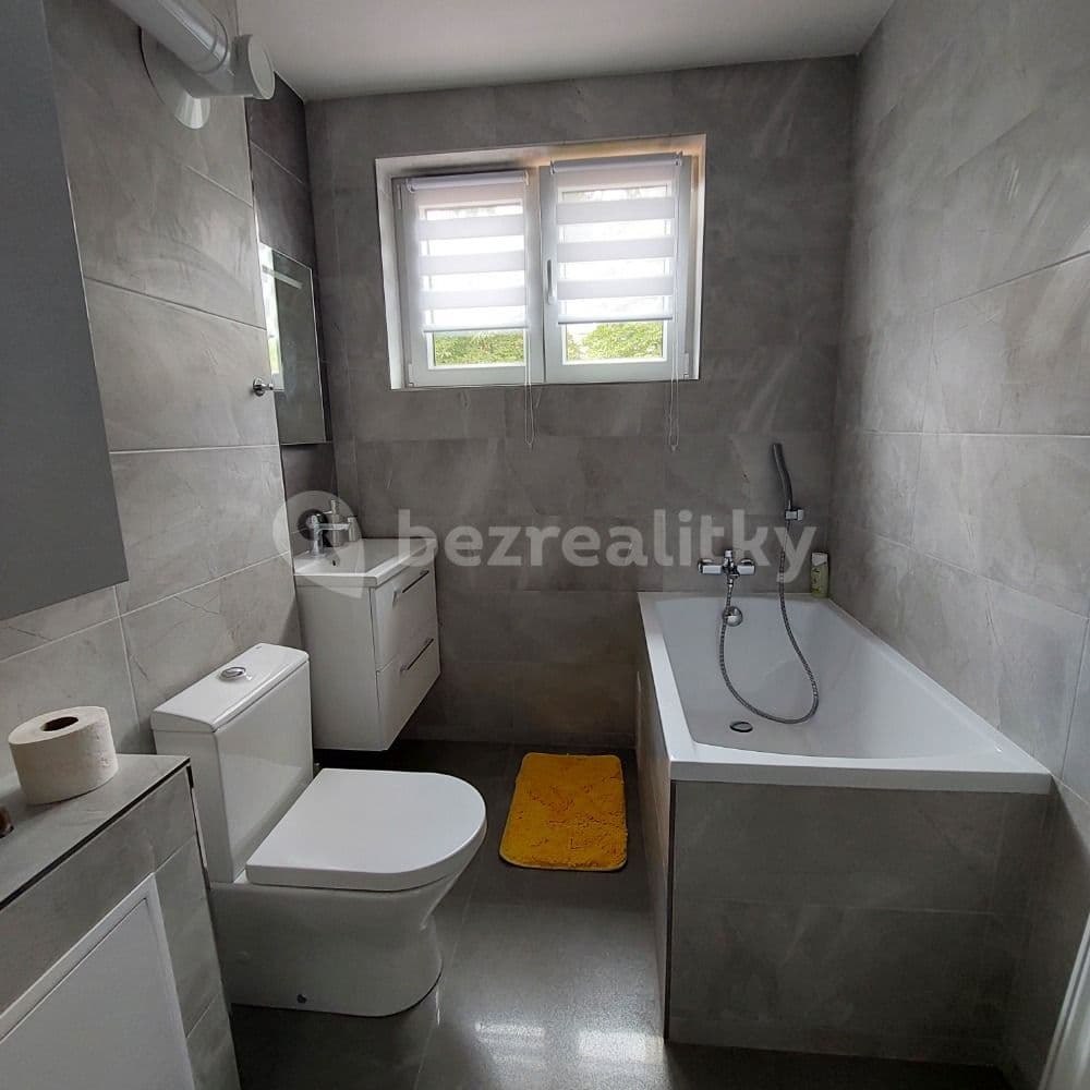 Prenájom bytu 3-izbový 85 m², Vostrovská, Praha, Praha Prenájom bytu 3-izbový 85 m², Vostrovská, Praha, Praha