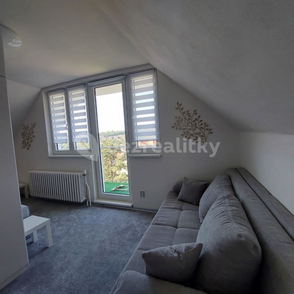 Prenájom bytu 3-izbový 85 m², Vostrovská, Praha, Praha Prenájom bytu 3-izbový 85 m², Vostrovská, Praha, Praha