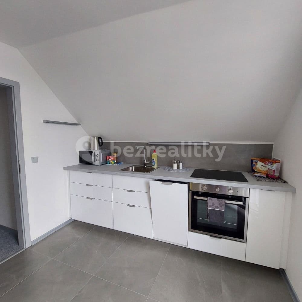 Prenájom bytu 3-izbový 85 m², Vostrovská, Praha, Praha Prenájom bytu 3-izbový 85 m², Vostrovská, Praha, Praha