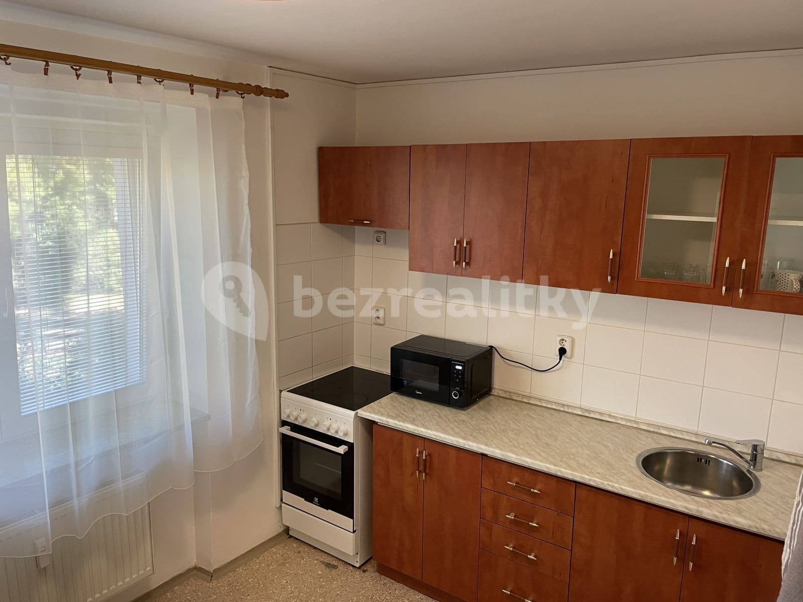Prenájom bytu 1-izbový 27 m², Sibiřská, Brno, Jihomoravský kraj Prenájom bytu 1-izbový 27 m², Sibiřská, Brno, Jihomoravský kraj