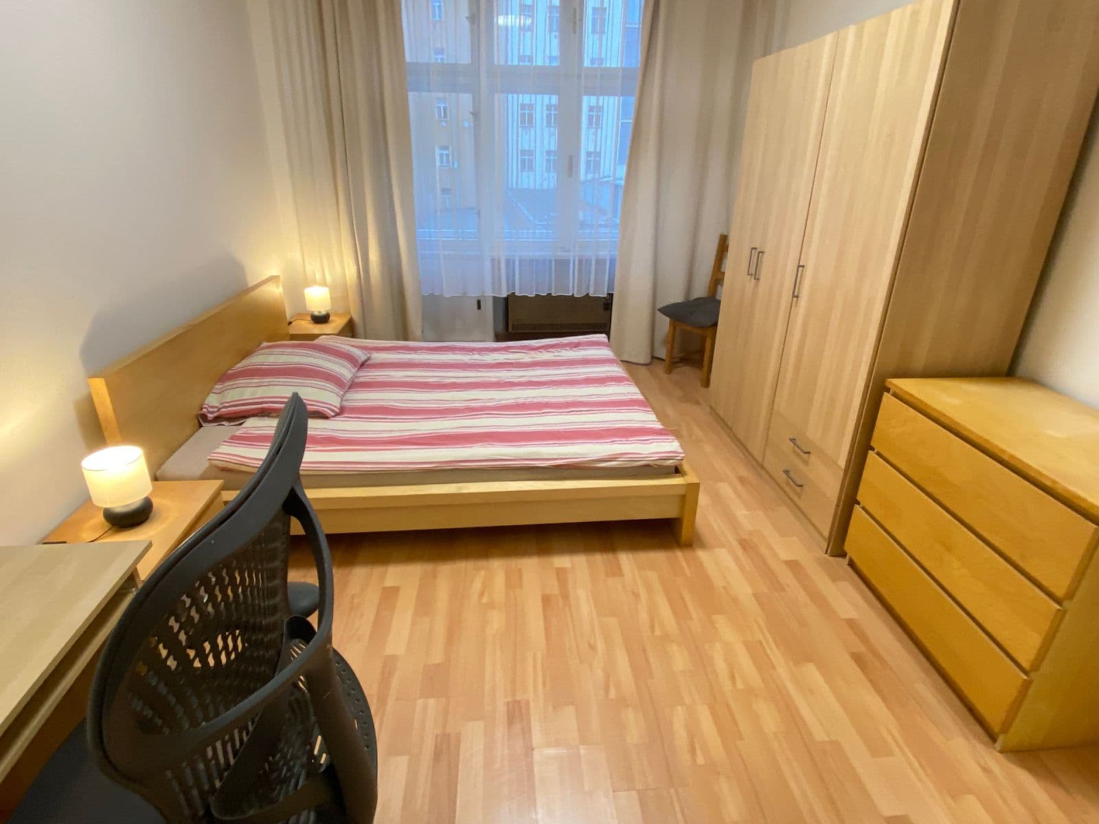 Prenájom bytu 2-izbový 45 m², Biskupcova, Praha, Praha Prenájom bytu 2-izbový 45 m², Biskupcova, Praha, Praha