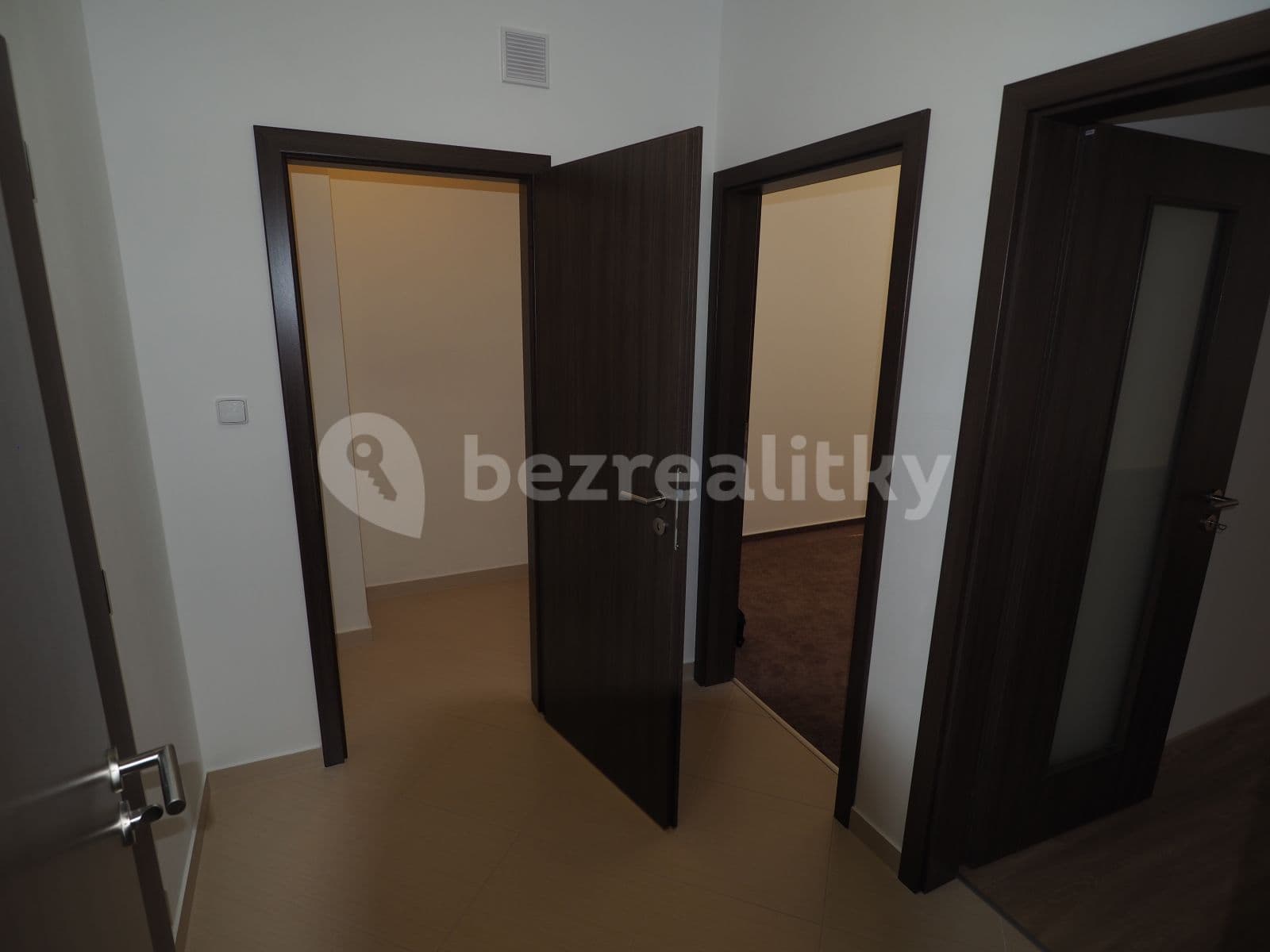 Prenájom bytu 2-izbový 55 m², Nad Přehradou, Praha, Praha Prenájom bytu 2-izbový 55 m², Nad Přehradou, Praha, Praha