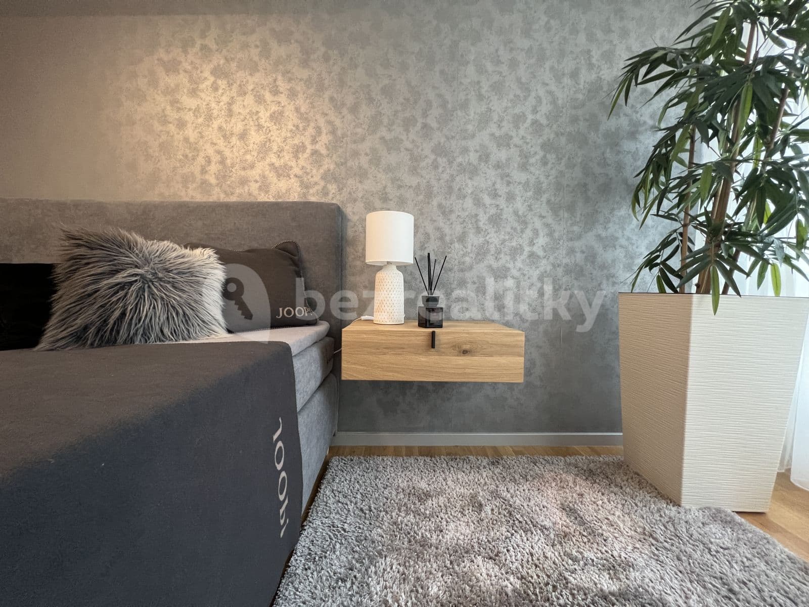 Prenájom bytu 2-izbový 55 m², Voskovcova, Praha, Praha Prenájom bytu 2-izbový 55 m², Voskovcova, Praha, Praha
