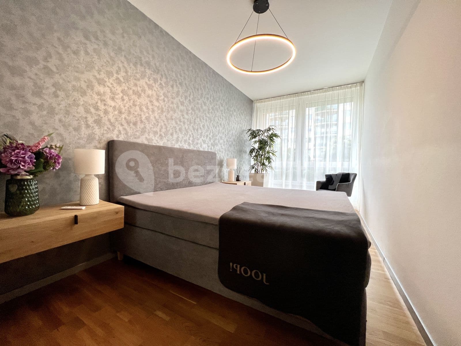 Prenájom bytu 2-izbový 55 m², Voskovcova, Praha, Praha Prenájom bytu 2-izbový 55 m², Voskovcova, Praha, Praha