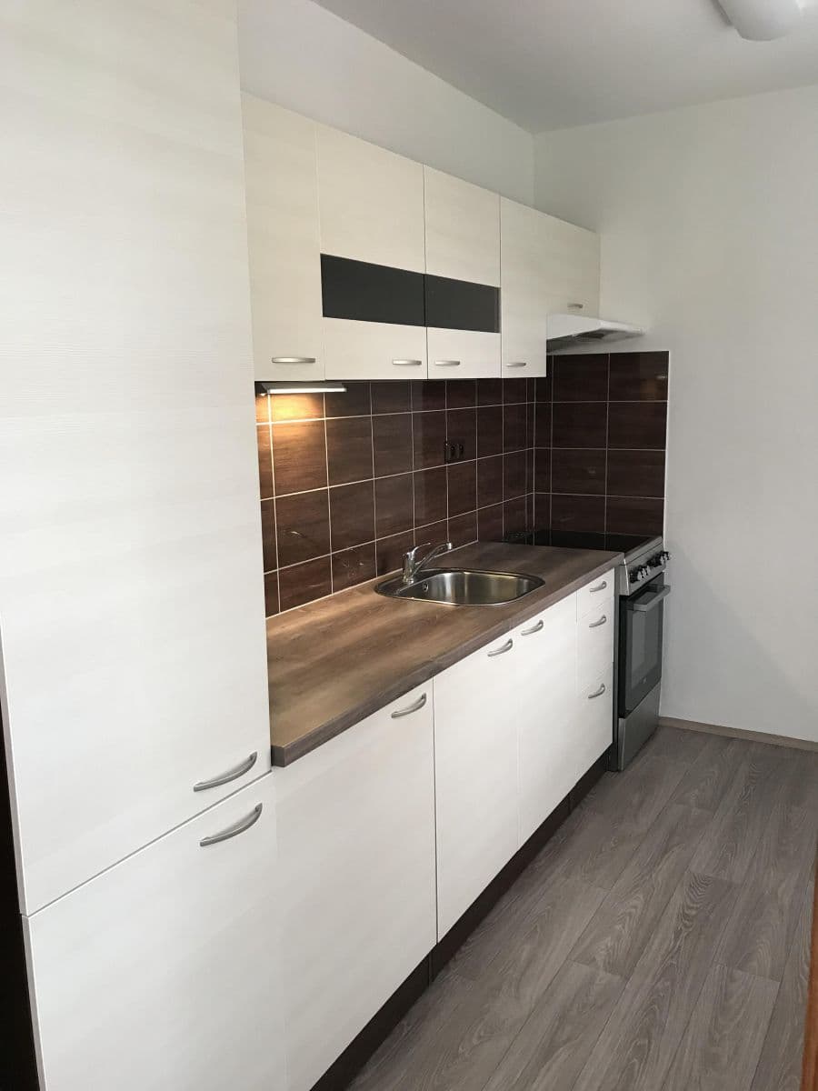 Prenájom bytu 2-izbový 51 m², Vodnická, Praha, Praha Prenájom bytu 2-izbový 51 m², Vodnická, Praha, Praha