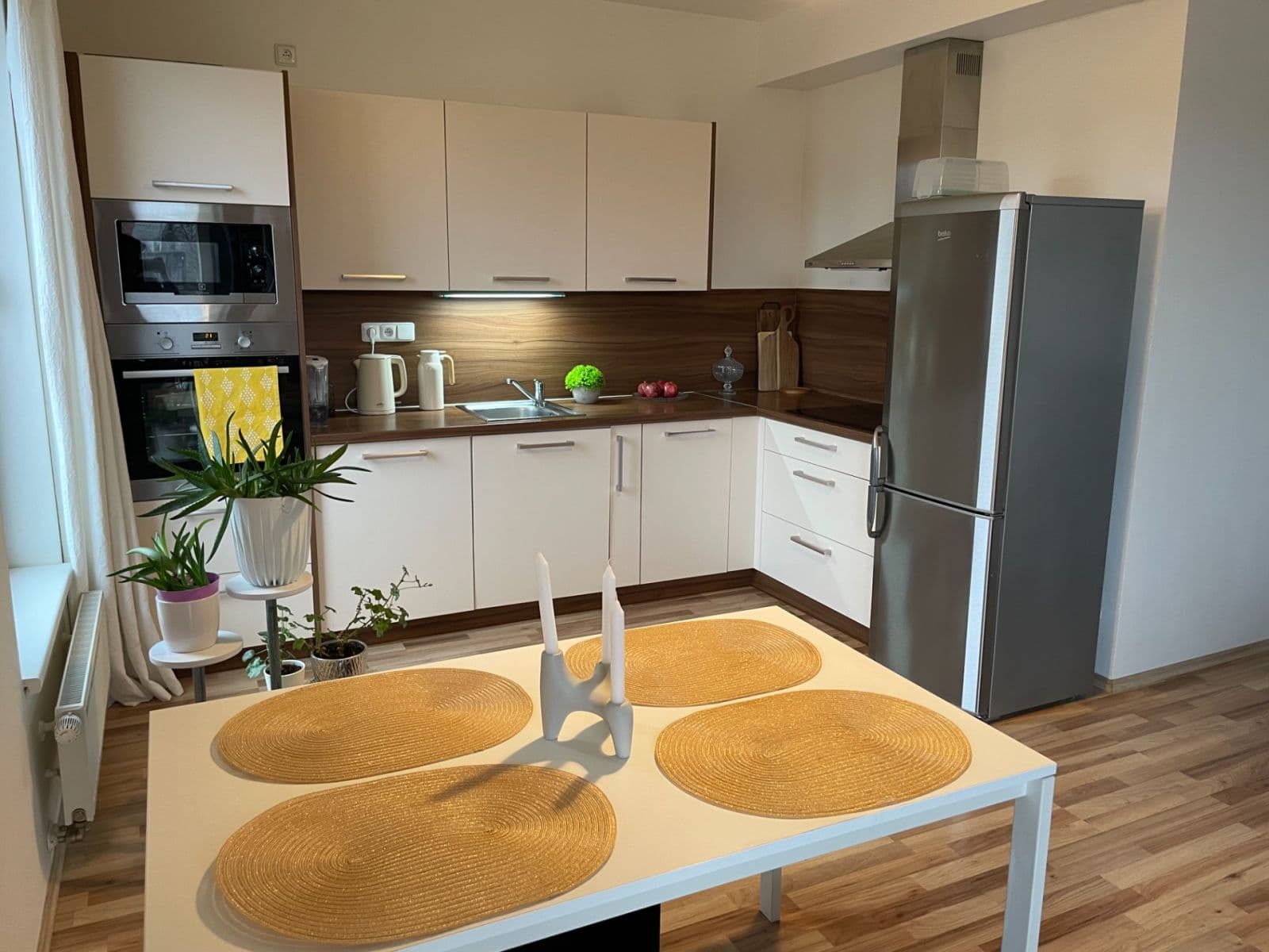 Prenájom bytu 2-izbový 57 m², Hálův statek, Praha, Praha Prenájom bytu 2-izbový 57 m², Hálův statek, Praha, Praha