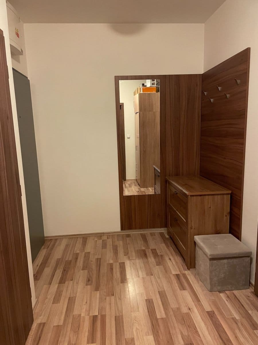 Prenájom bytu 2-izbový 57 m², Hálův statek, Praha, Praha Prenájom bytu 2-izbový 57 m², Hálův statek, Praha, Praha