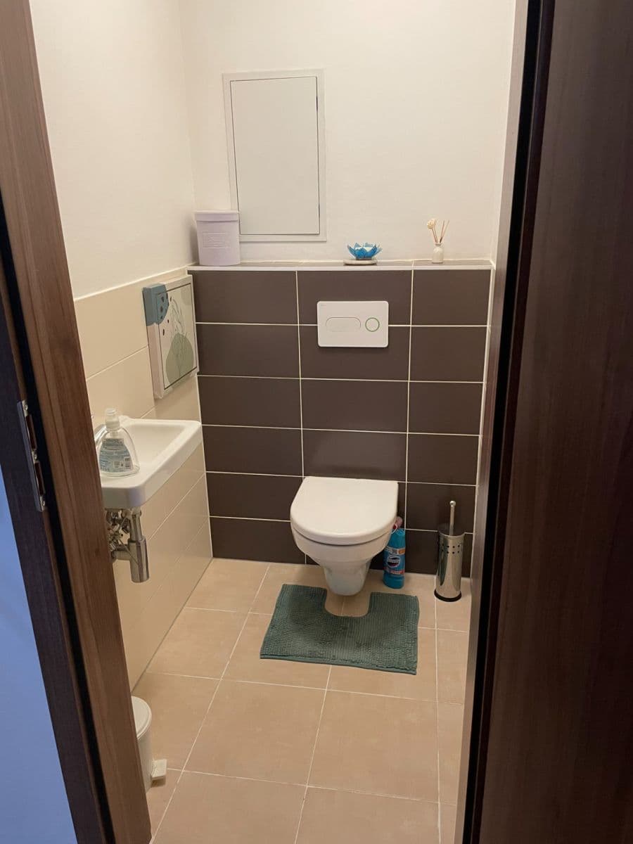 Prenájom bytu 2-izbový 57 m², Hálův statek, Praha, Praha Prenájom bytu 2-izbový 57 m², Hálův statek, Praha, Praha