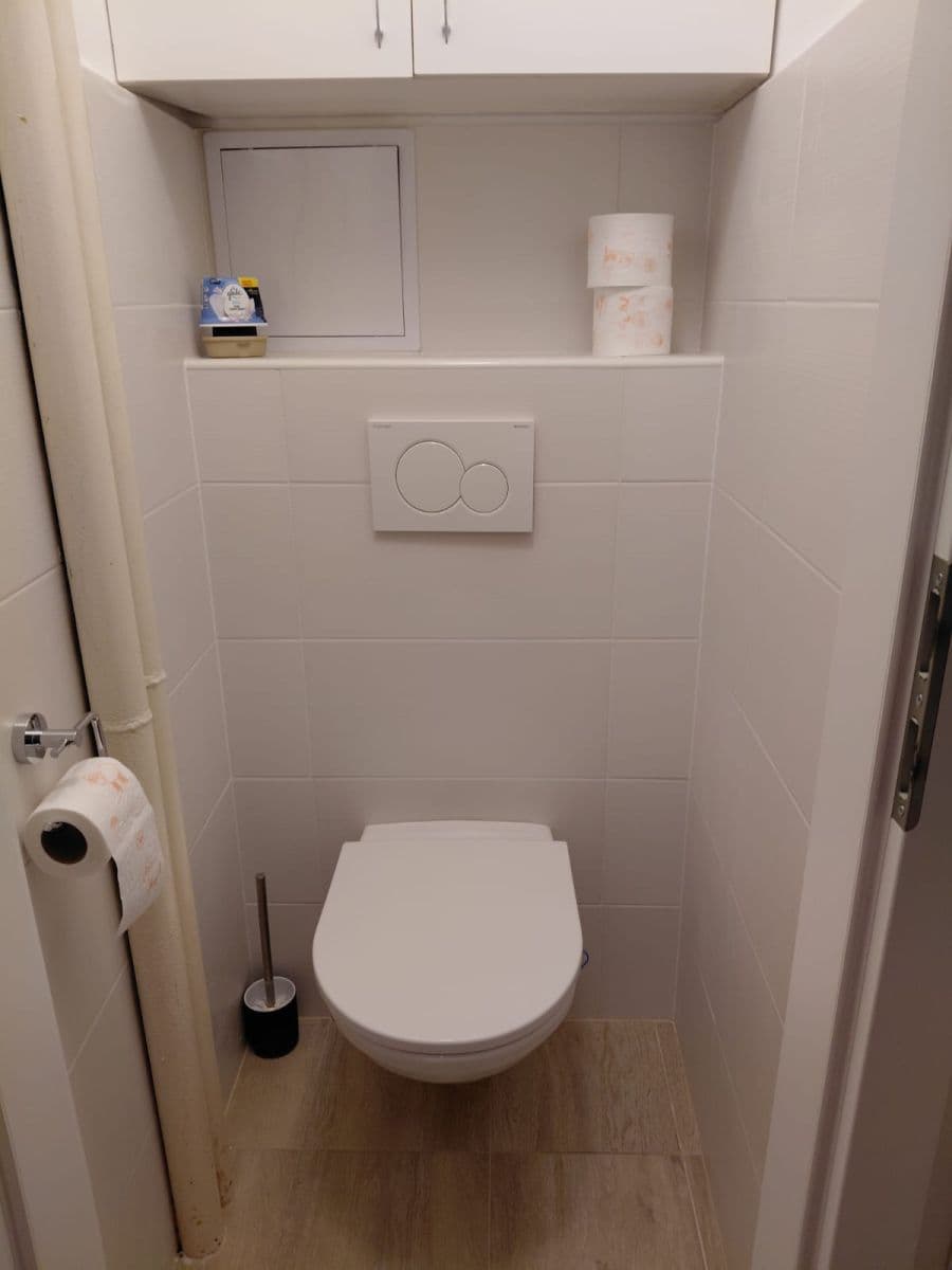 Prenájom bytu 2-izbový 54 m², Pravá, Praha, Praha Prenájom bytu 2-izbový 54 m², Pravá, Praha, Praha