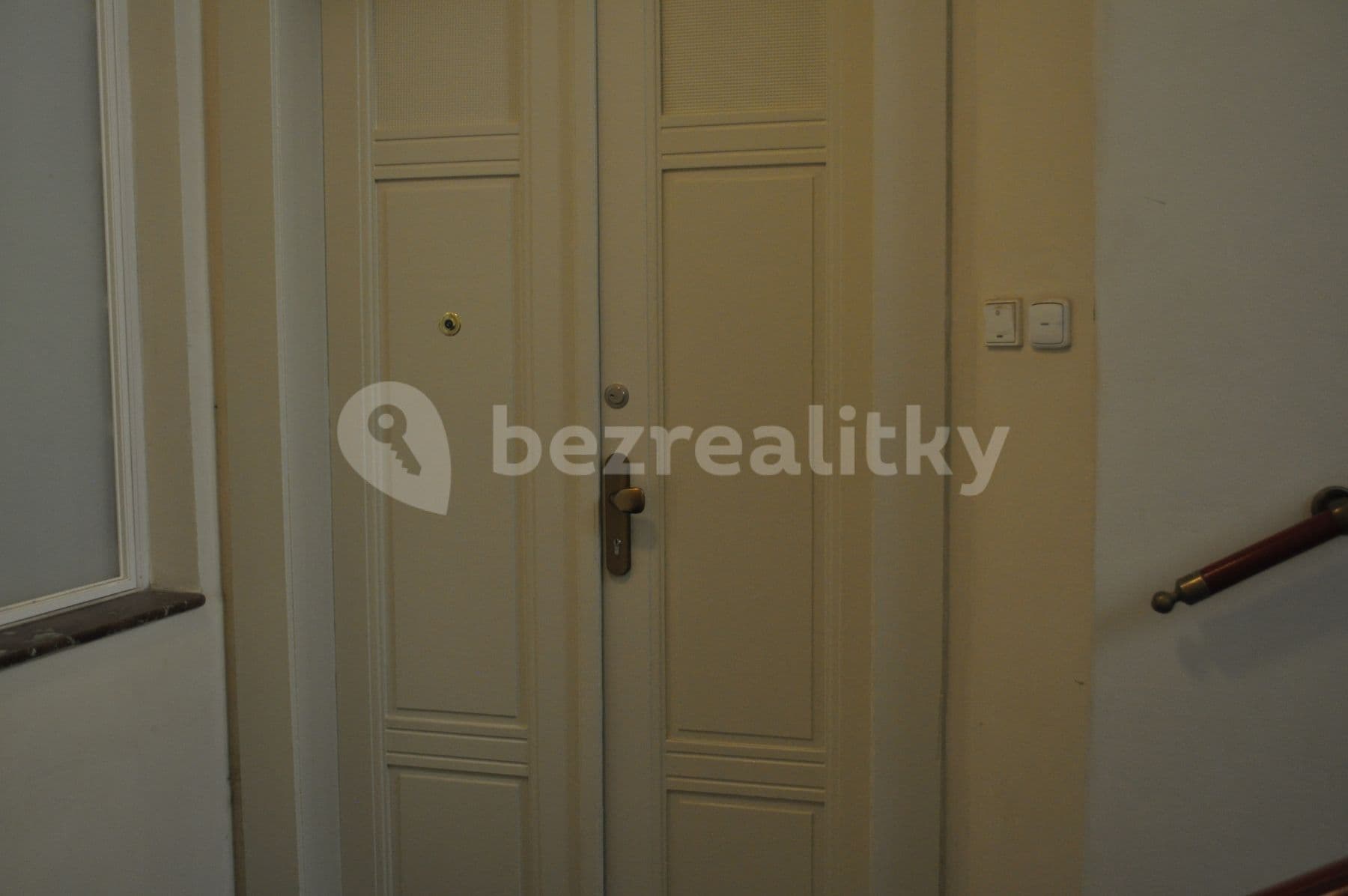 Prenájom bytu 1-izbový 22 m², Elišky Krásnohorské, Praha, Praha Prenájom bytu 1-izbový 22 m², Elišky Krásnohorské, Praha, Praha