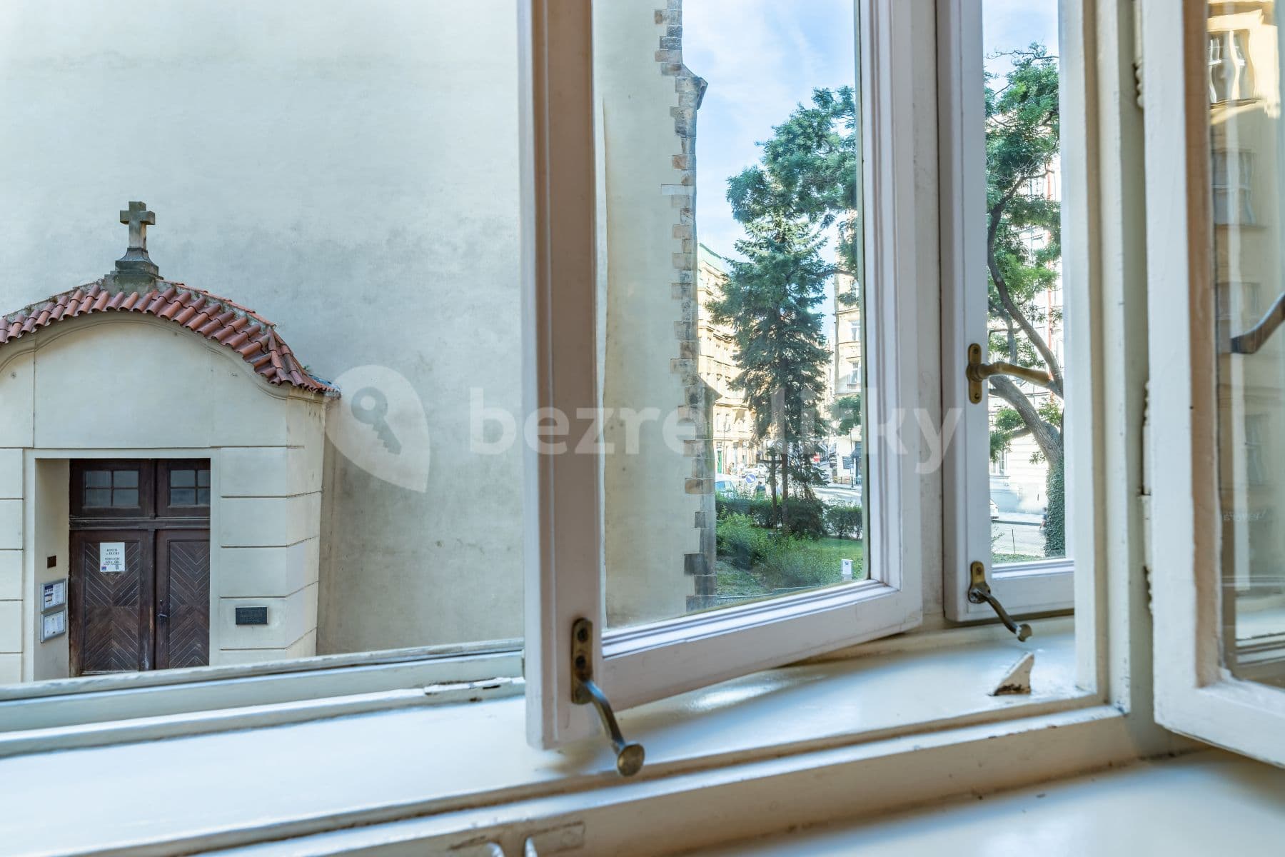 Prenájom bytu 1-izbový 22 m², Elišky Krásnohorské, Praha, Praha Prenájom bytu 1-izbový 22 m², Elišky Krásnohorské, Praha, Praha
