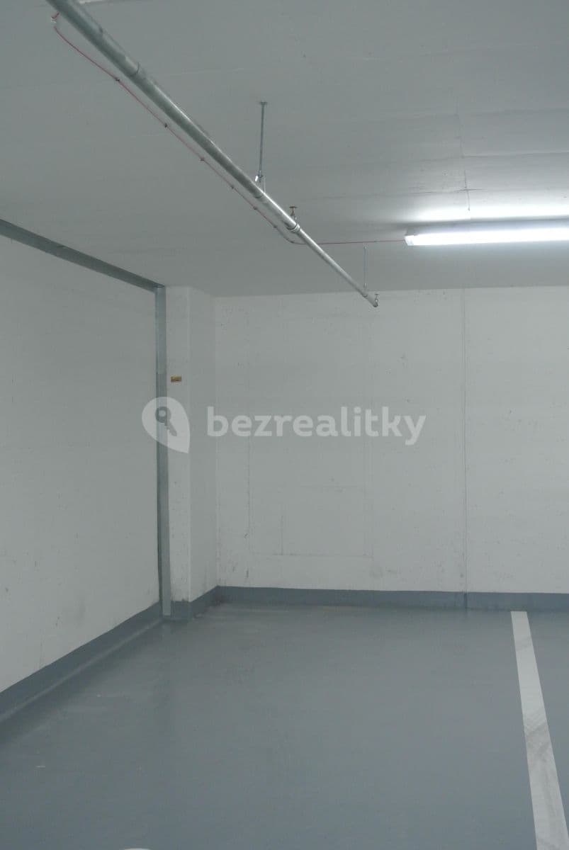 Prenájom bytu 2-izbový 62 m², Hlučkova, Praha, Praha Prenájom bytu 2-izbový 62 m², Hlučkova, Praha, Praha