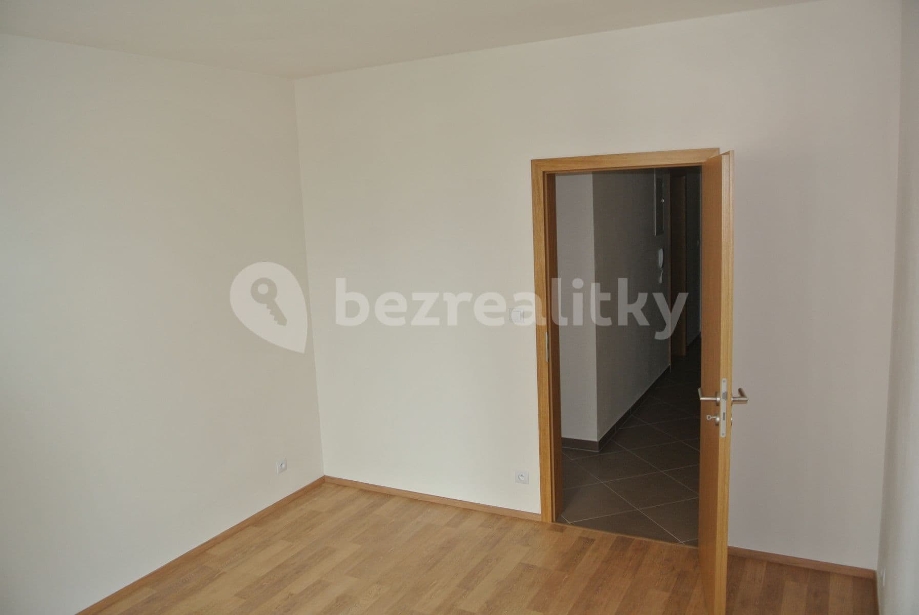 Prenájom bytu 2-izbový 62 m², Hlučkova, Praha, Praha Prenájom bytu 2-izbový 62 m², Hlučkova, Praha, Praha