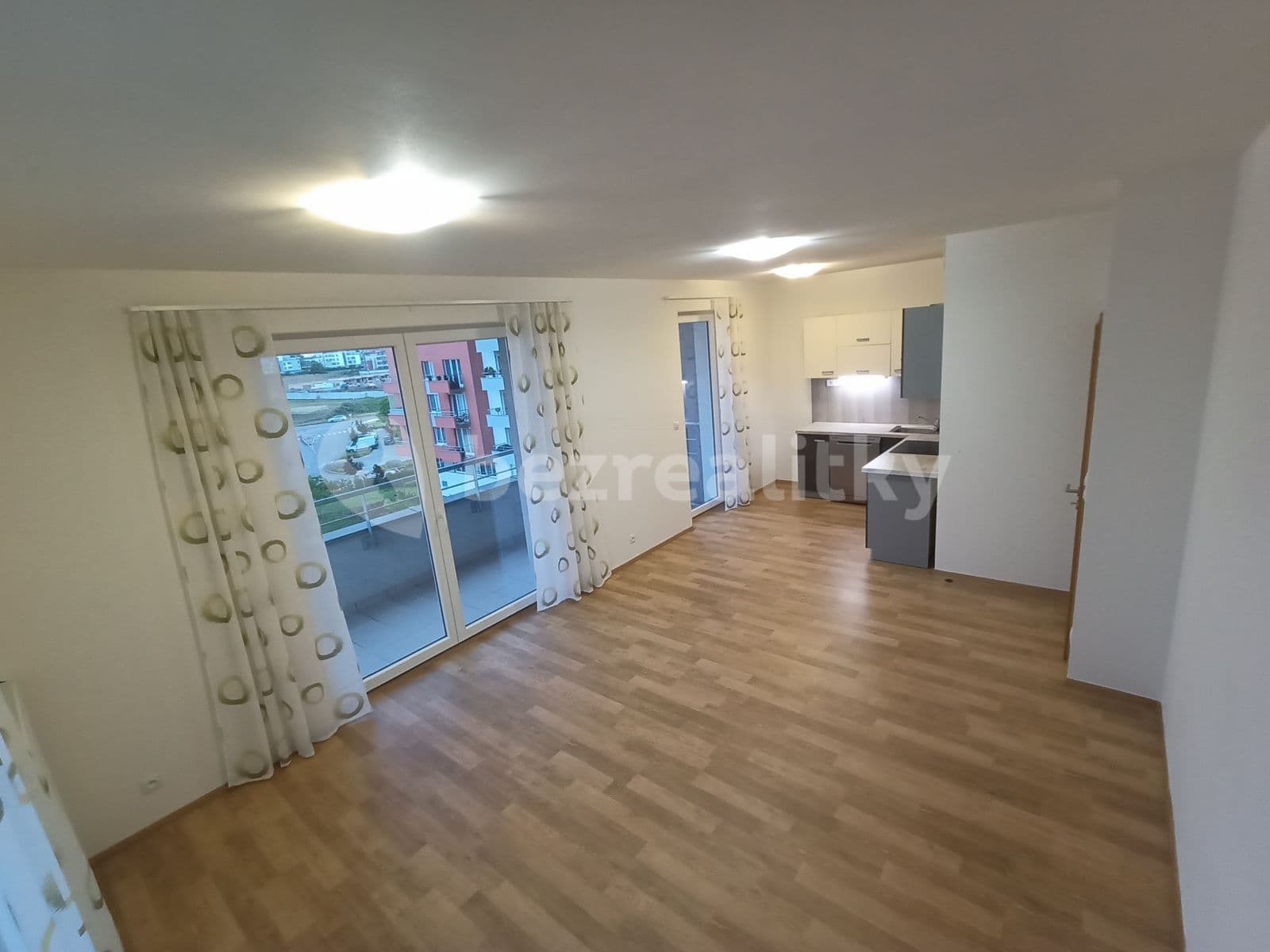 Prenájom bytu 2-izbový 62 m², Hlučkova, Praha, Praha Prenájom bytu 2-izbový 62 m², Hlučkova, Praha, Praha