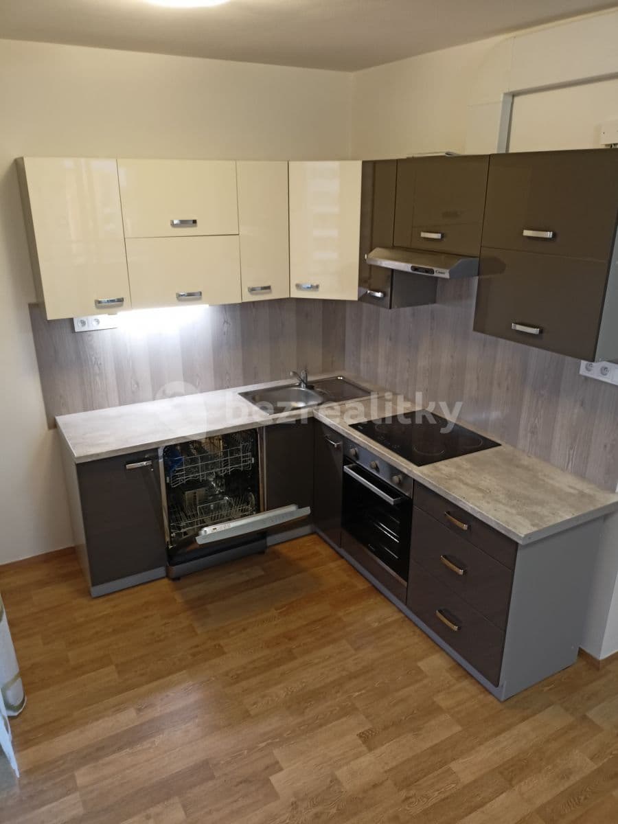 Prenájom bytu 2-izbový 62 m², Hlučkova, Praha, Praha Prenájom bytu 2-izbový 62 m², Hlučkova, Praha, Praha