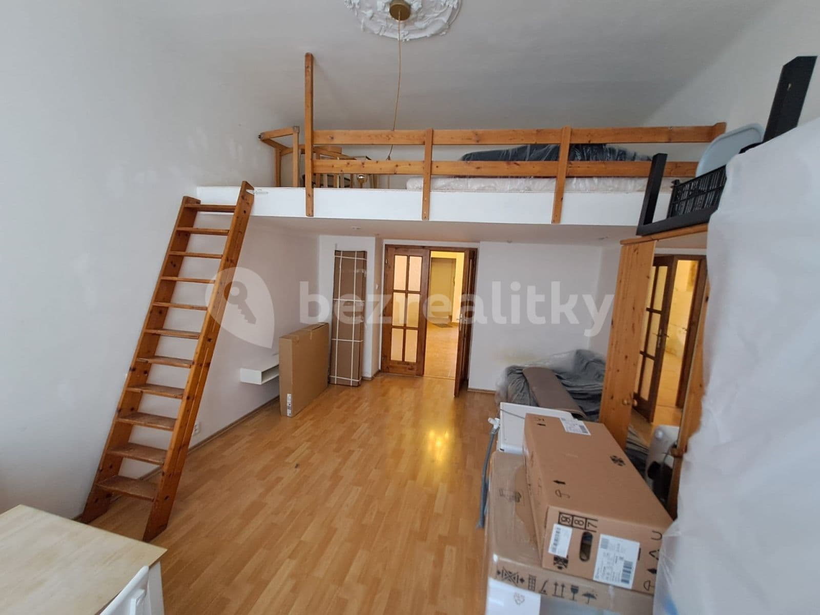 Prenájom bytu 2-izbový 42 m², Heydukova, Praha, Praha Prenájom bytu 2-izbový 42 m², Heydukova, Praha, Praha