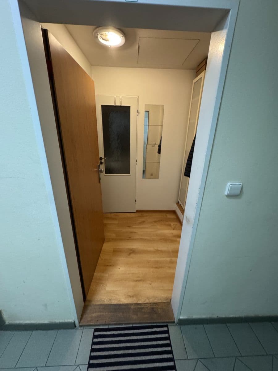 Prenájom bytu 2-izbový 52 m², Pod pekárnami, Praha, Praha Prenájom bytu 2-izbový 52 m², Pod pekárnami, Praha, Praha