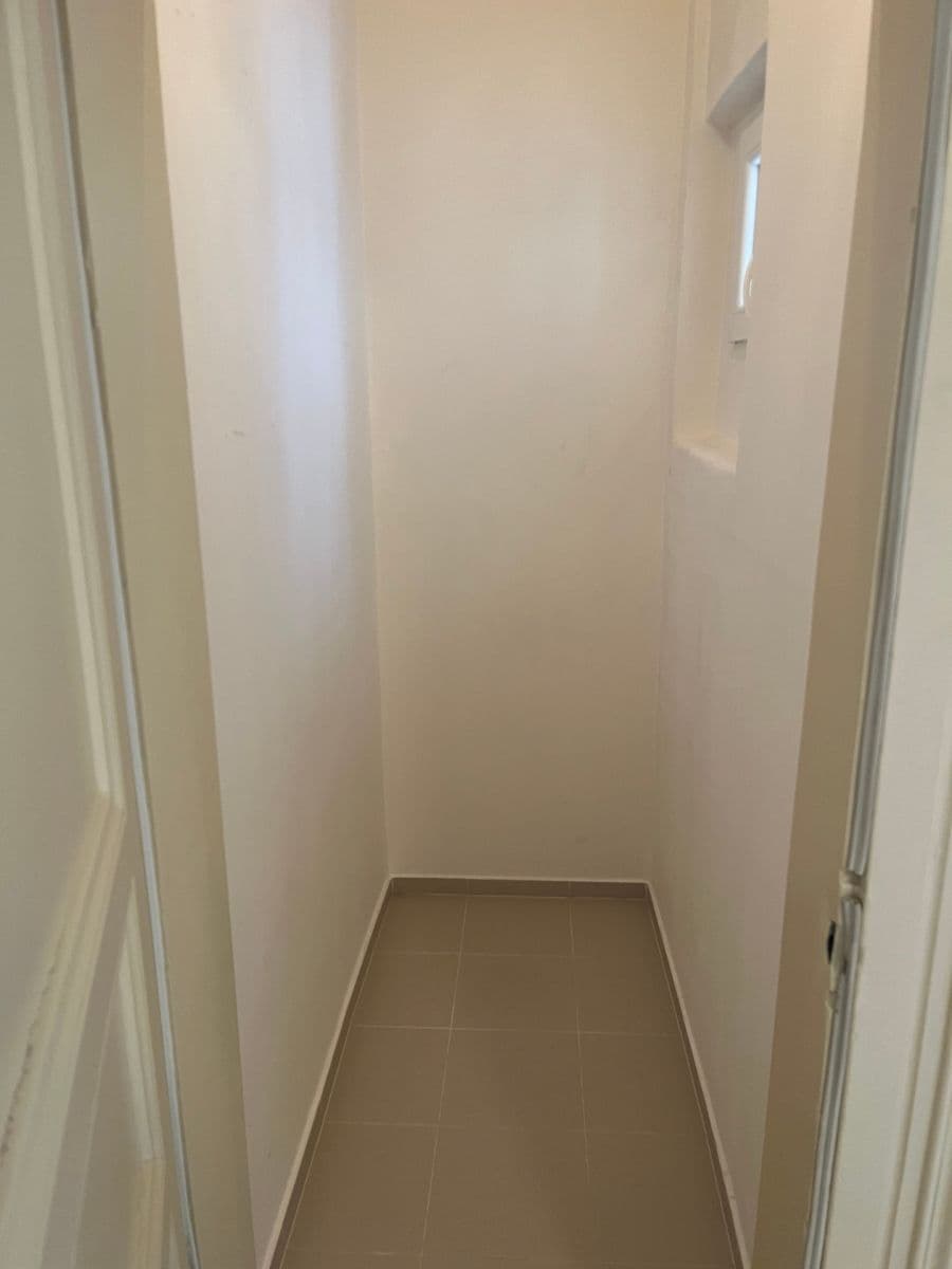 Prenájom bytu 2-izbový 77 m², Korunní, Praha, Praha Prenájom bytu 2-izbový 77 m², Korunní, Praha, Praha