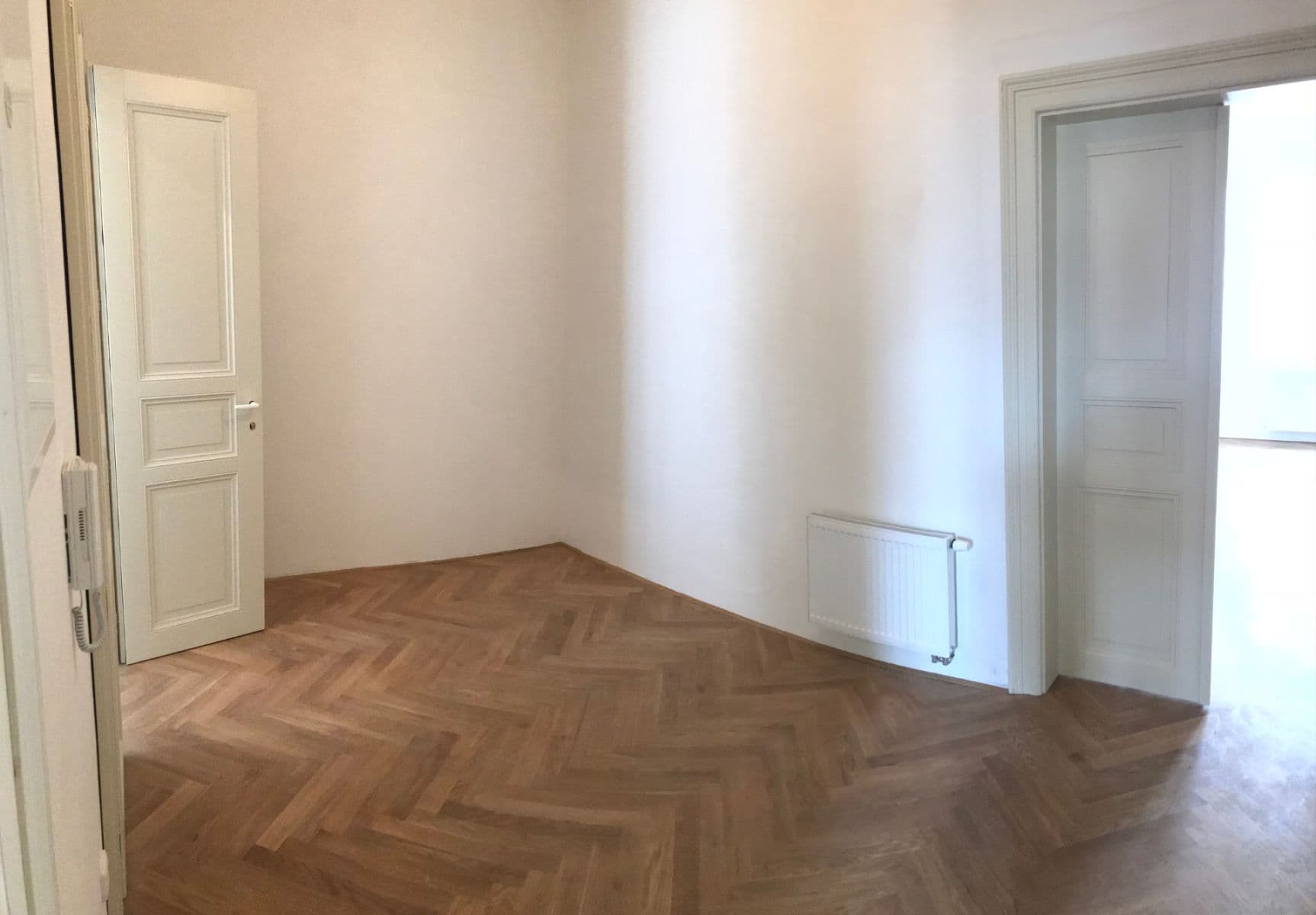 Prenájom bytu 2-izbový 55 m², Korunní, Praha, Praha Prenájom bytu 2-izbový 55 m², Korunní, Praha, Praha