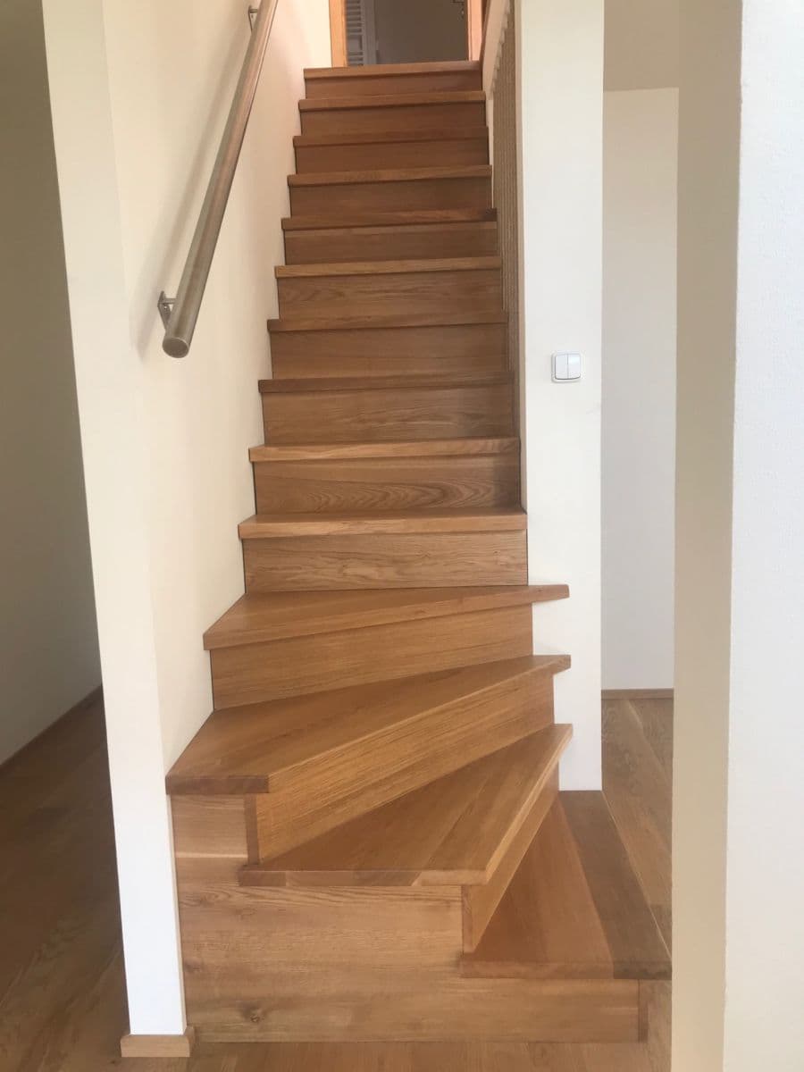 Prenájom bytu 1-izbový 62 m², Korunní, Praha, Praha Prenájom bytu 1-izbový 62 m², Korunní, Praha, Praha