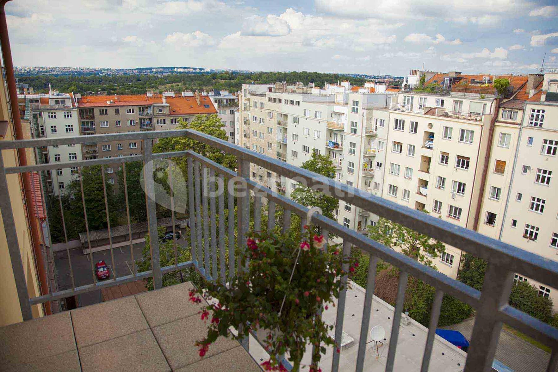 Prenájom bytu 3-izbový 115 m², Sudoměřská, Praha, Praha