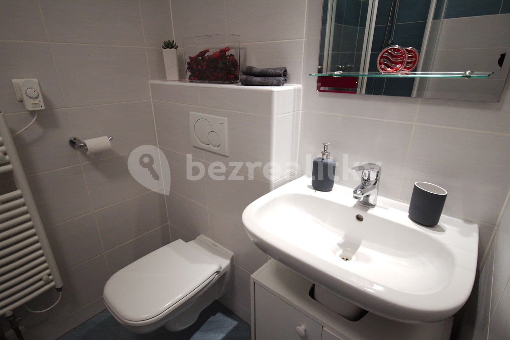 Prenájom bytu 1-izbový 43 m², Přeučilova, Praha, Praha Prenájom bytu 1-izbový 43 m², Přeučilova, Praha, Praha