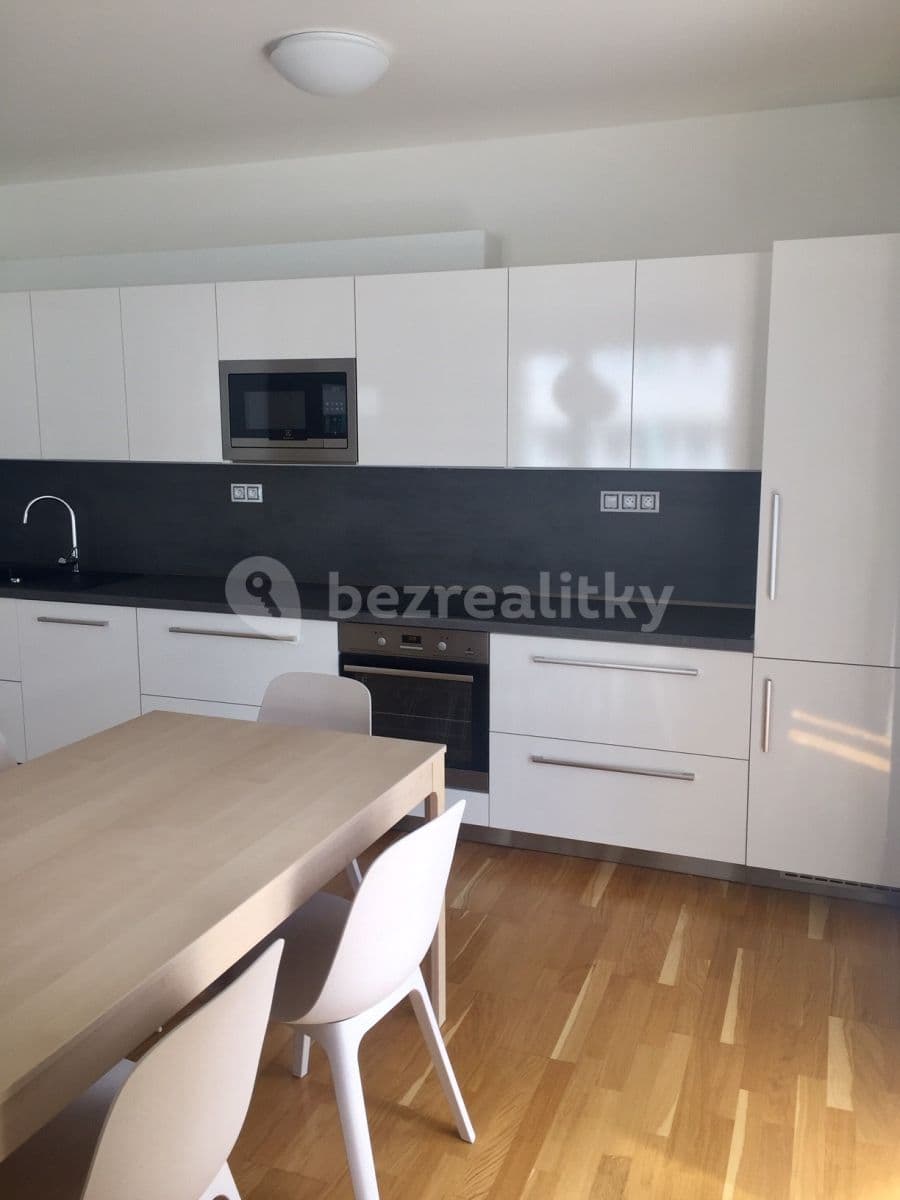 Predaj bytu 3-izbový 86 m², Nekvasilova, Praha, Praha Predaj bytu 3-izbový 86 m², Nekvasilova, Praha, Praha