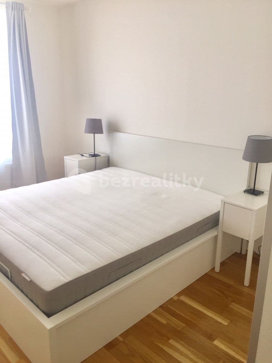 Predaj bytu 3-izbový 86 m², Nekvasilova, Praha, Praha Predaj bytu 3-izbový 86 m², Nekvasilova, Praha, Praha