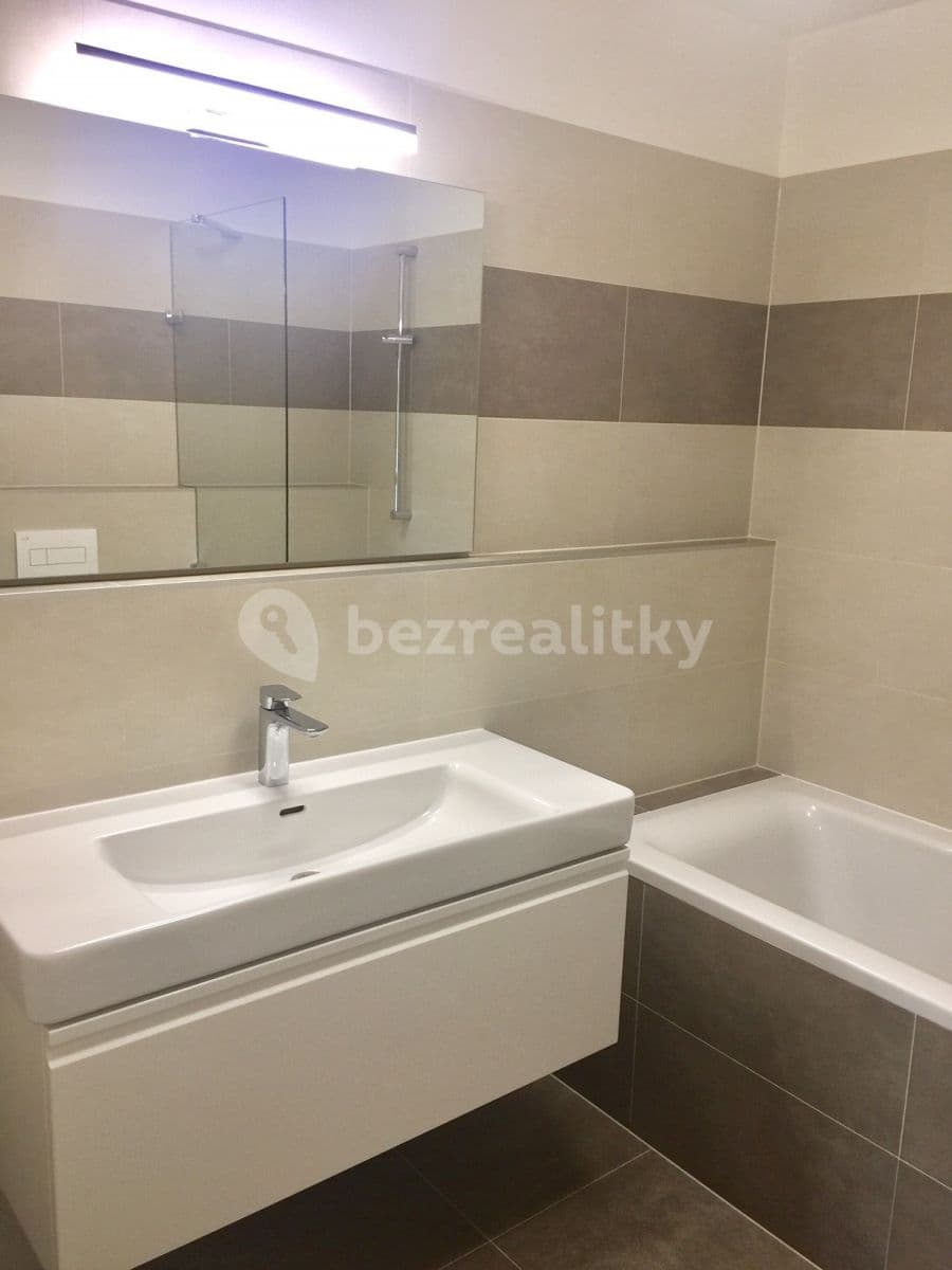 Predaj bytu 3-izbový 86 m², Nekvasilova, Praha, Praha Predaj bytu 3-izbový 86 m², Nekvasilova, Praha, Praha