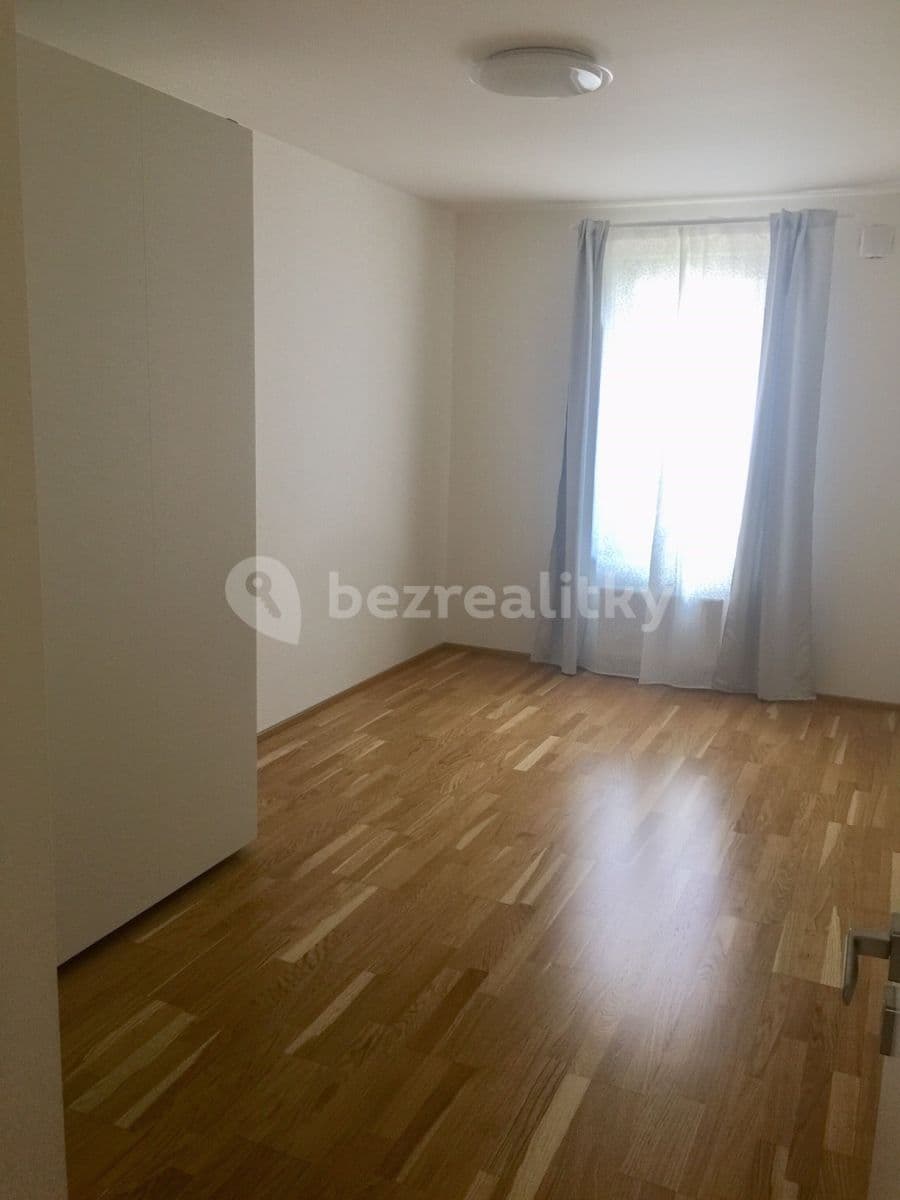 Predaj bytu 3-izbový 86 m², Nekvasilova, Praha, Praha Predaj bytu 3-izbový 86 m², Nekvasilova, Praha, Praha