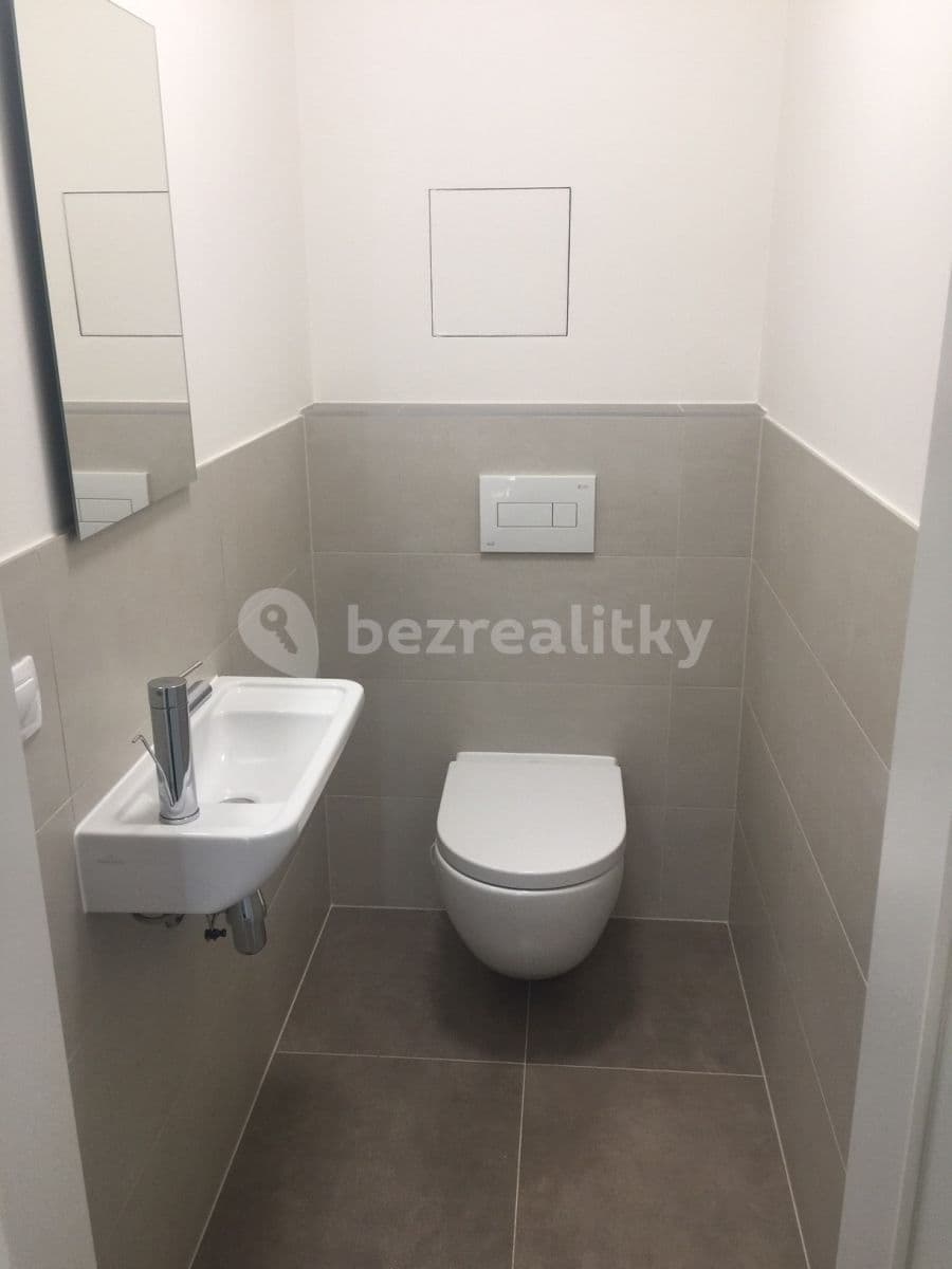 Predaj bytu 3-izbový 86 m², Nekvasilova, Praha, Praha Predaj bytu 3-izbový 86 m², Nekvasilova, Praha, Praha
