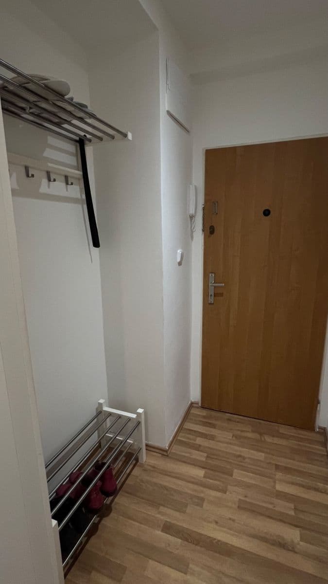 Prenájom bytu 2-izbový 54 m², Kafkova, Praha, Praha Prenájom bytu 2-izbový 54 m², Kafkova, Praha, Praha