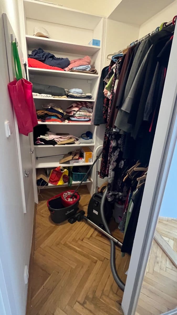 Prenájom bytu 2-izbový 54 m², Kafkova, Praha, Praha Prenájom bytu 2-izbový 54 m², Kafkova, Praha, Praha