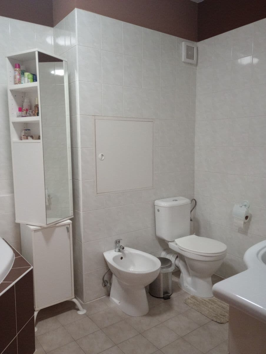 Prenájom bytu 2-izbový 45 m², Volutová, Praha, Praha Prenájom bytu 2-izbový 45 m², Volutová, Praha, Praha