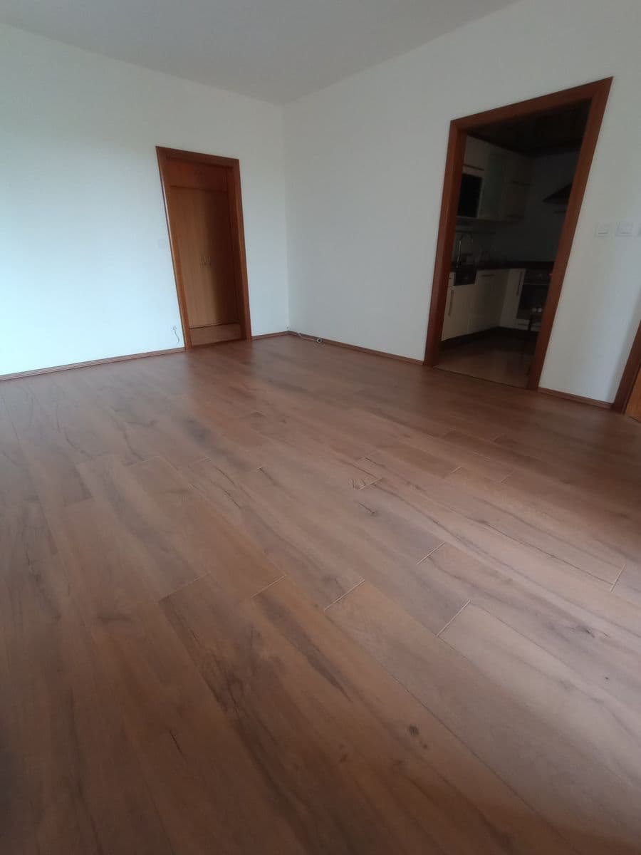 Prenájom bytu 2-izbový 45 m², Volutová, Praha, Praha Prenájom bytu 2-izbový 45 m², Volutová, Praha, Praha