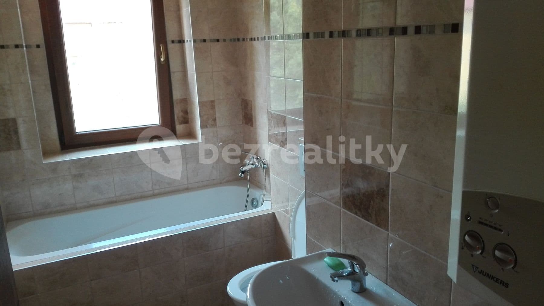 Prenájom bytu 2-izbový 58 m², Sokolovská, Beroun, Středočeský kraj Prenájom bytu 2-izbový 58 m², Sokolovská, Beroun, Středočeský kraj