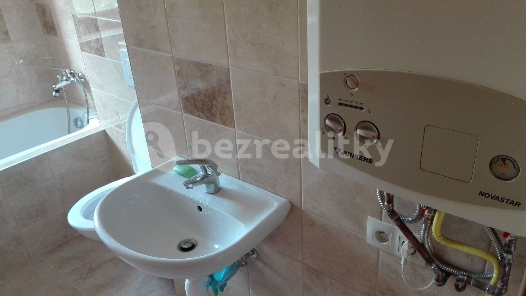 Prenájom bytu 2-izbový 58 m², Sokolovská, Beroun, Středočeský kraj Prenájom bytu 2-izbový 58 m², Sokolovská, Beroun, Středočeský kraj