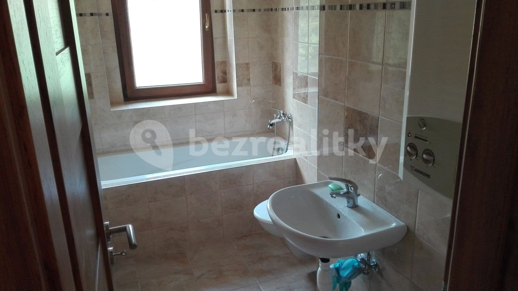 Prenájom bytu 2-izbový 58 m², Sokolovská, Beroun, Středočeský kraj Prenájom bytu 2-izbový 58 m², Sokolovská, Beroun, Středočeský kraj