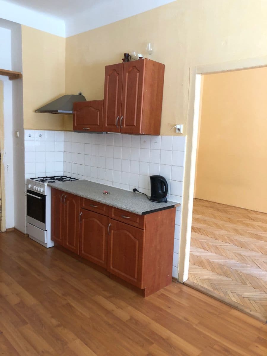 Prenájom bytu 2-izbový 35 m², Poupětova, Praha, Praha Prenájom bytu 2-izbový 35 m², Poupětova, Praha, Praha