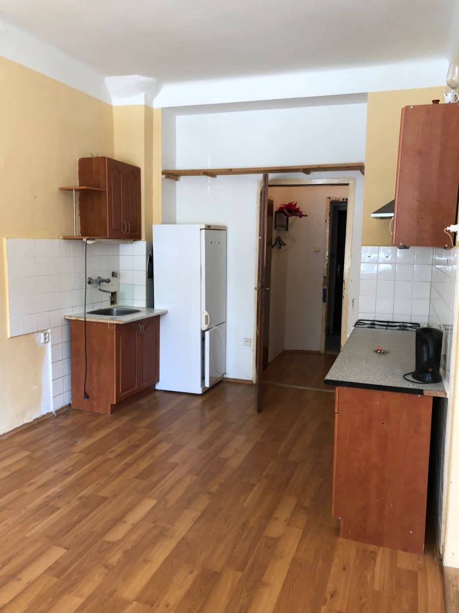 Prenájom bytu 2-izbový 35 m², Poupětova, Praha, Praha Prenájom bytu 2-izbový 35 m², Poupětova, Praha, Praha