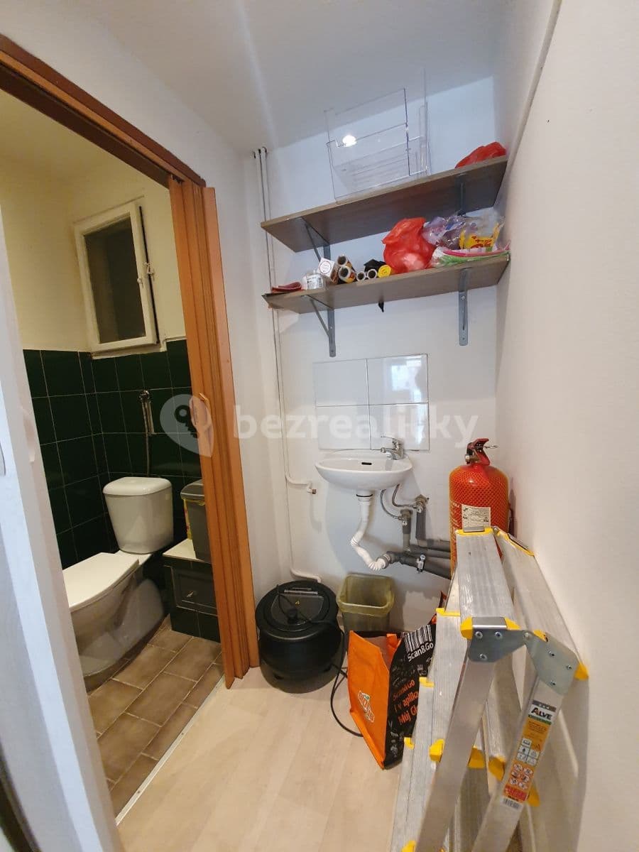 Prenájom nebytového priestoru 87 m², V Olšinách, Praha, Praha Prenájom nebytového priestoru 87 m², V Olšinách, Praha, Praha