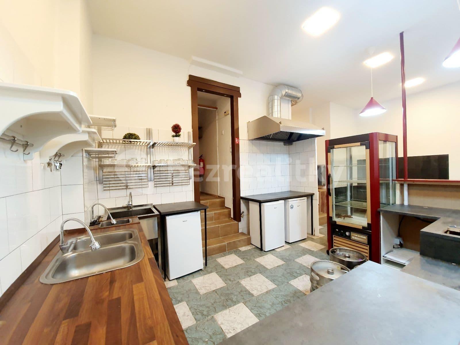 Prenájom nebytového priestoru 87 m², V Olšinách, Praha, Praha Prenájom nebytového priestoru 87 m², V Olšinách, Praha, Praha