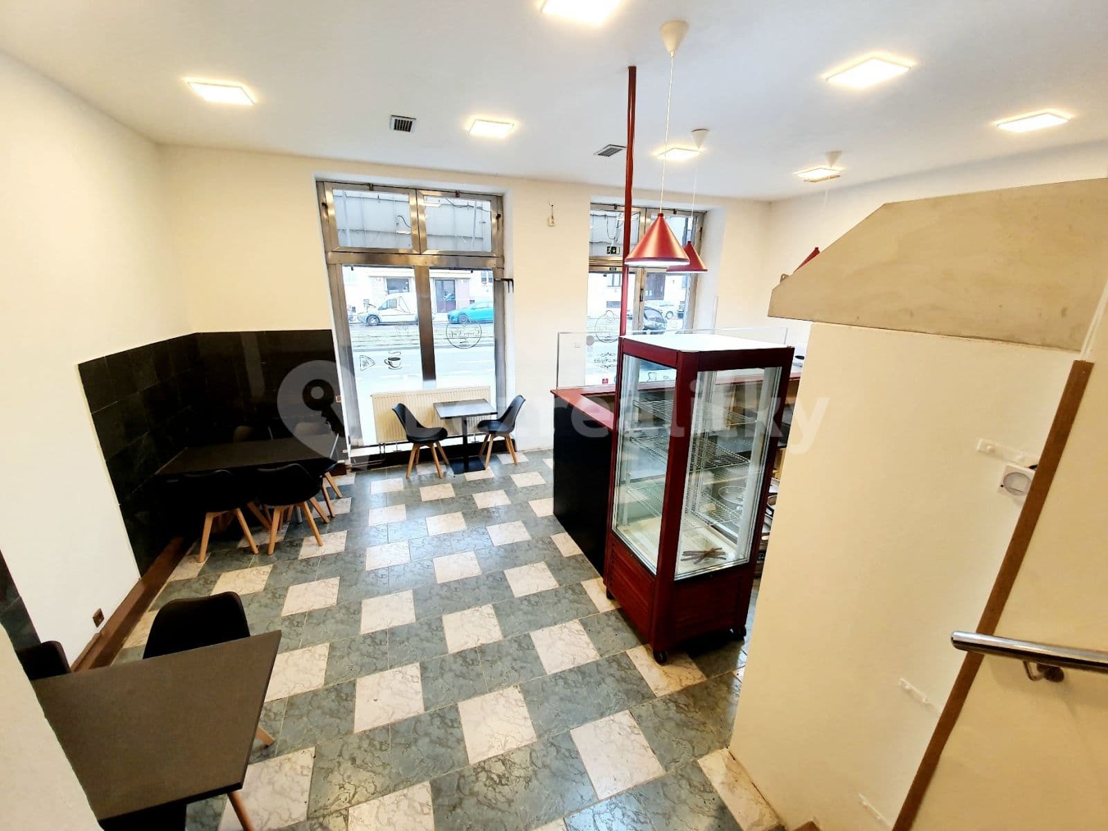 Prenájom nebytového priestoru 87 m², V Olšinách, Praha, Praha Prenájom nebytového priestoru 87 m², V Olšinách, Praha, Praha