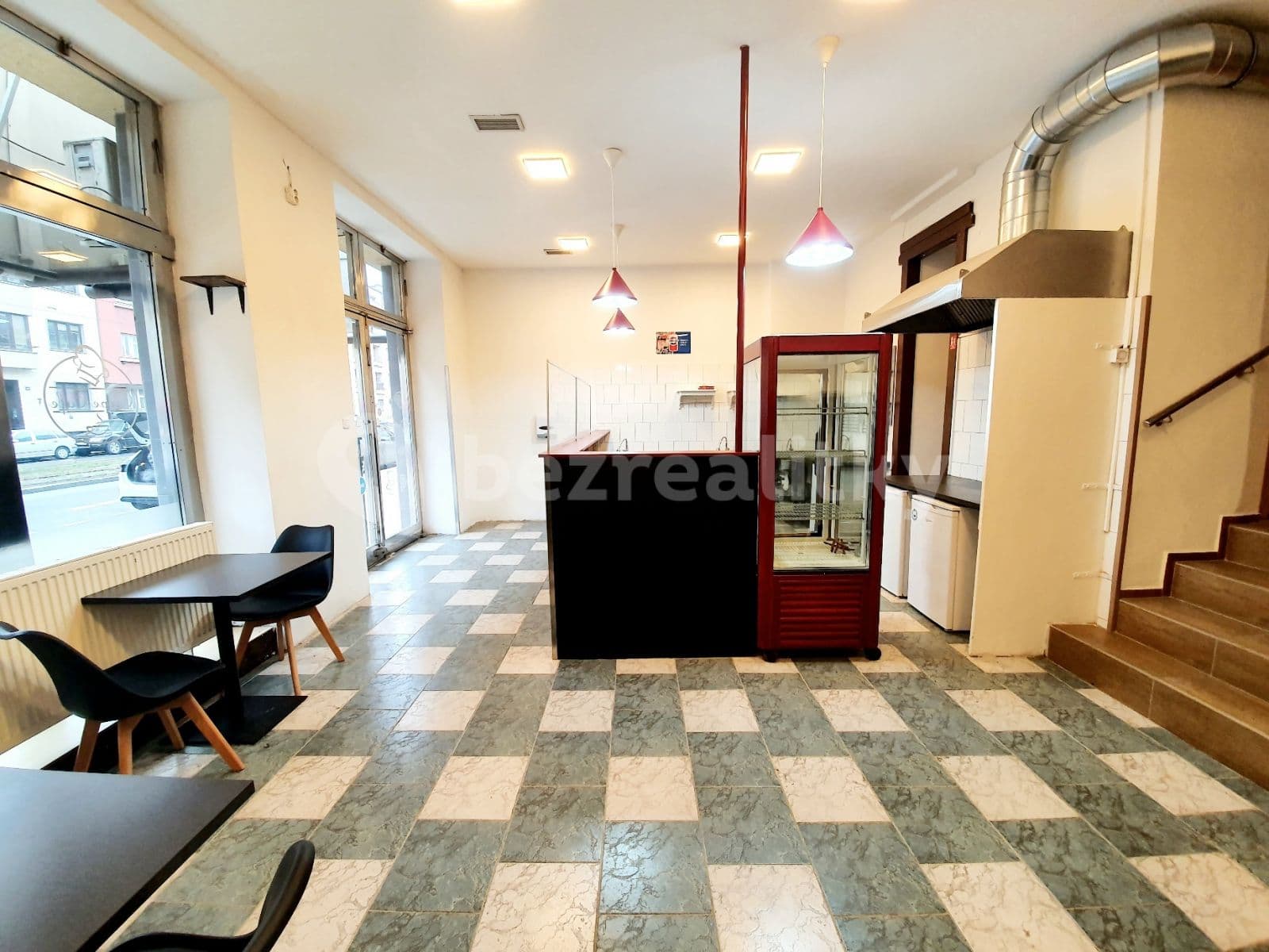 Prenájom nebytového priestoru 87 m², V Olšinách, Praha, Praha Prenájom nebytového priestoru 87 m², V Olšinách, Praha, Praha