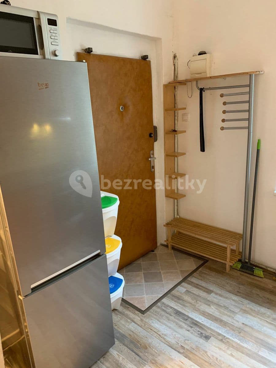 Prenájom bytu 1-izbový 30 m², Spytihněvova, Praha, Praha Prenájom bytu 1-izbový 30 m², Spytihněvova, Praha, Praha