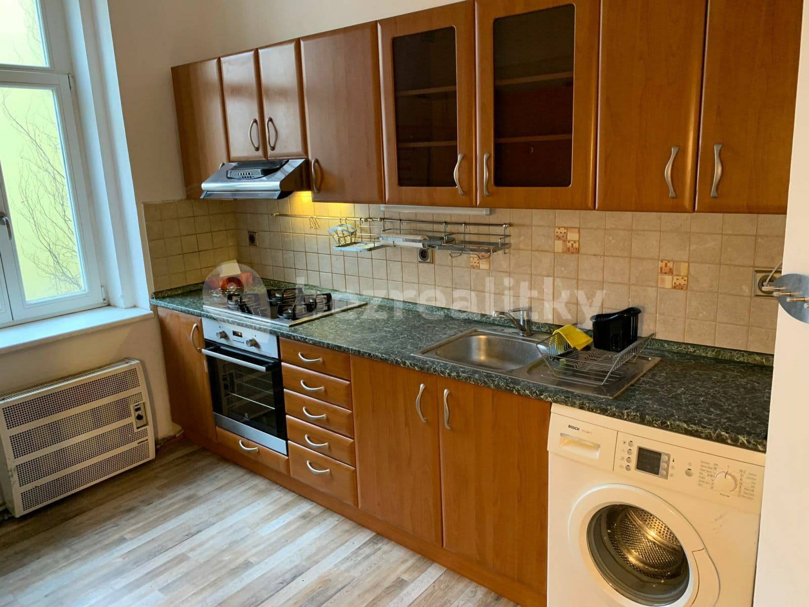 Prenájom bytu 1-izbový 30 m², Spytihněvova, Praha, Praha Prenájom bytu 1-izbový 30 m², Spytihněvova, Praha, Praha