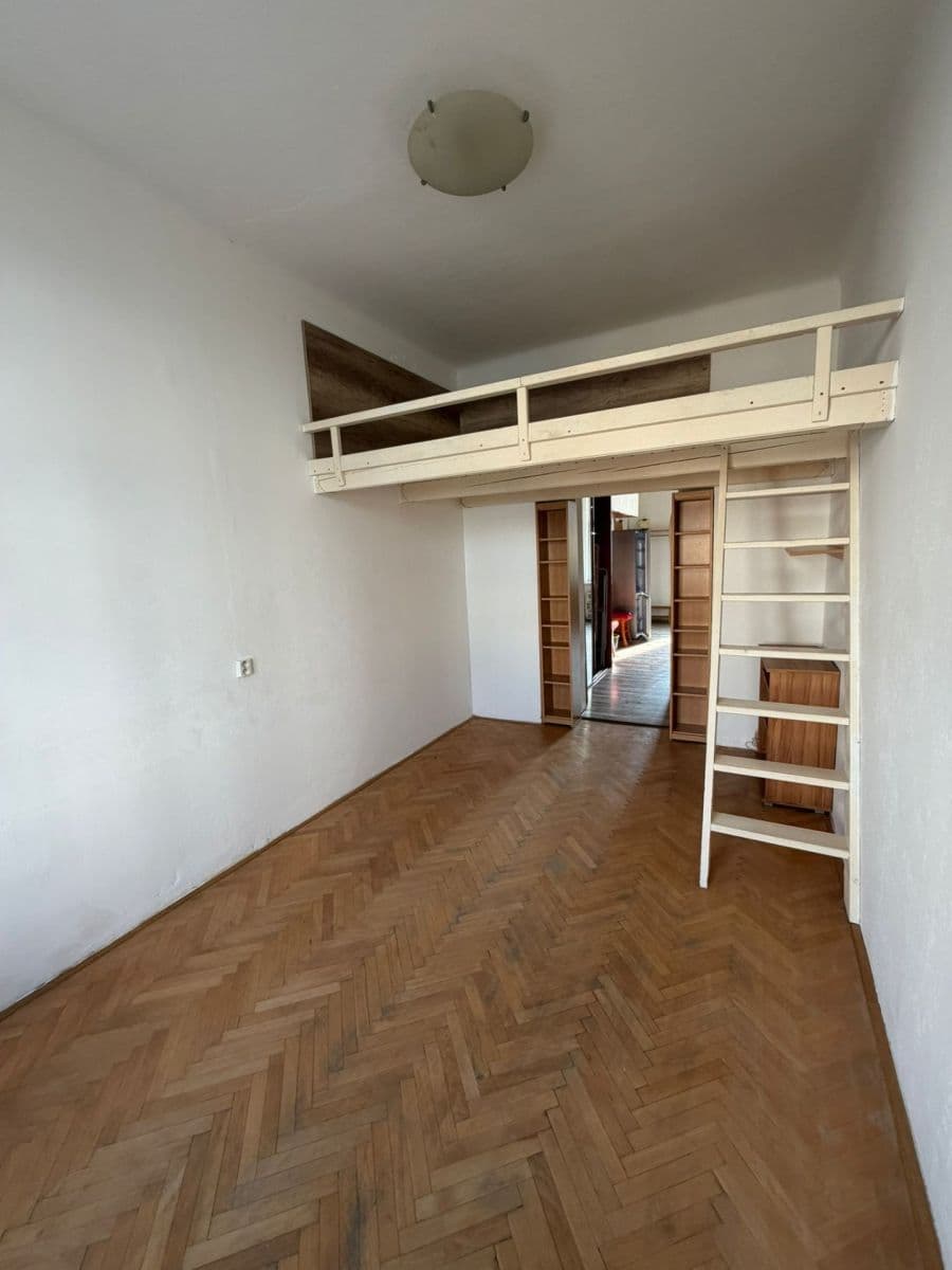 Prenájom bytu 1-izbový 30 m², Spytihněvova, Praha, Praha Prenájom bytu 1-izbový 30 m², Spytihněvova, Praha, Praha