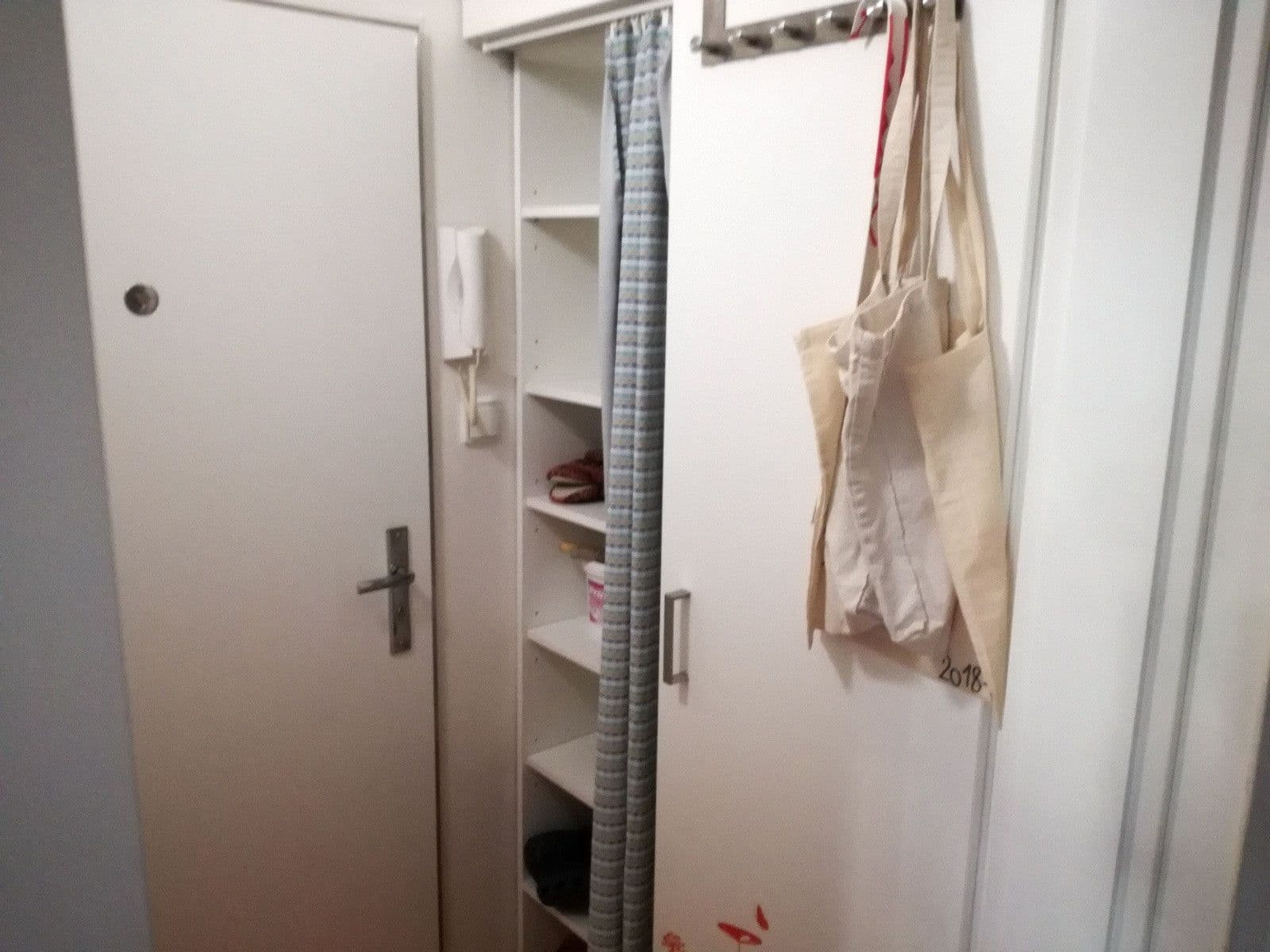 Prenájom bytu 1-izbový 35 m², Jana Masaryka, Praha, Praha Prenájom bytu 1-izbový 35 m², Jana Masaryka, Praha, Praha
